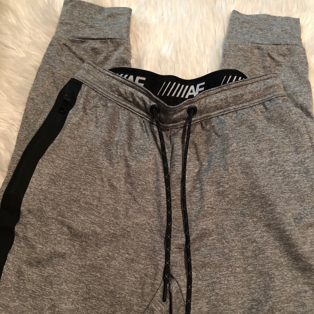 MEN AMERICAN EAGLE JOGGER SWEATPANTS
